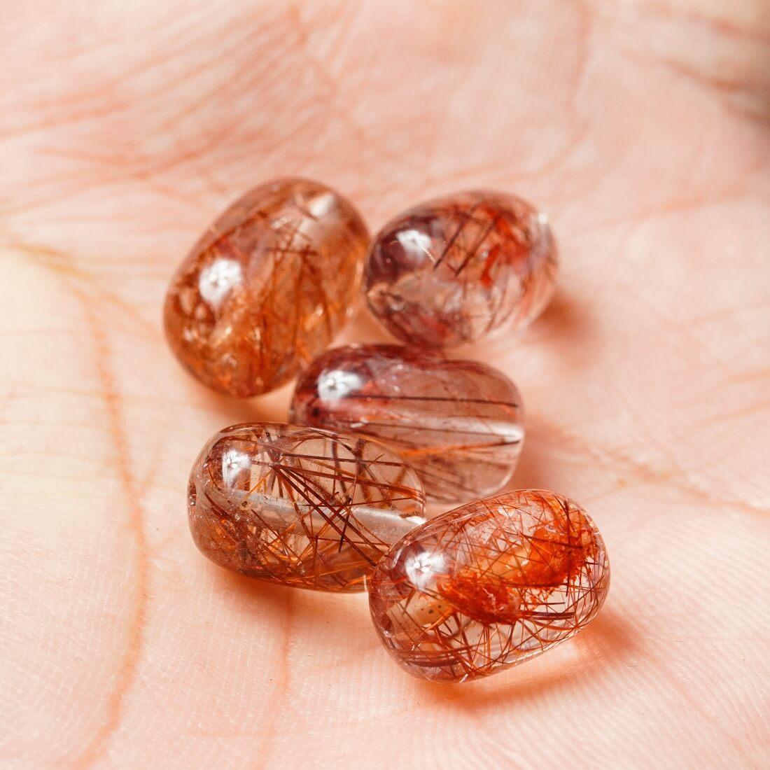 Mua đá thạch anh ở Huế: Những điều cần biết và địa chỉ uy tín 1 đá thạch anh ở Huế