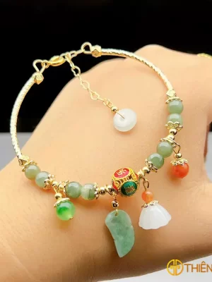 Vòng mic charm ngọc Jade