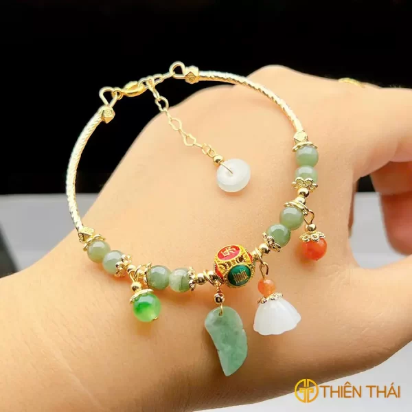 Vòng mic charm ngọc Jade