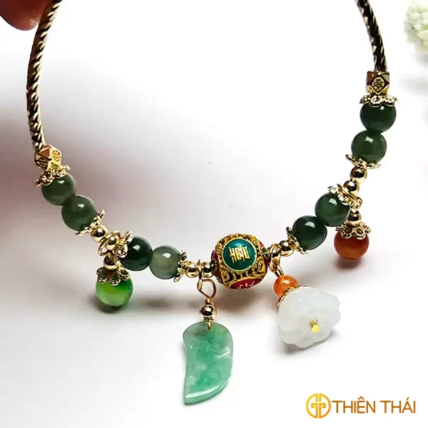 Vòng mic charm ngọc Jade